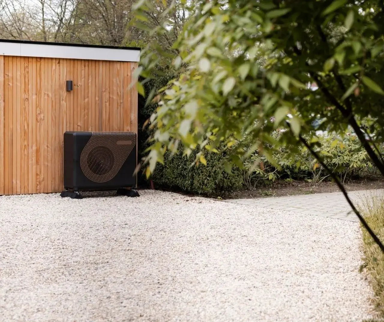 WeHeat Sparrow in tuin